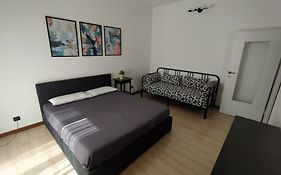Brenta/Corvetto Studio Apartment